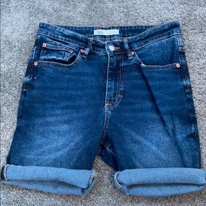 Dark wash denim Zara shorts🖤
